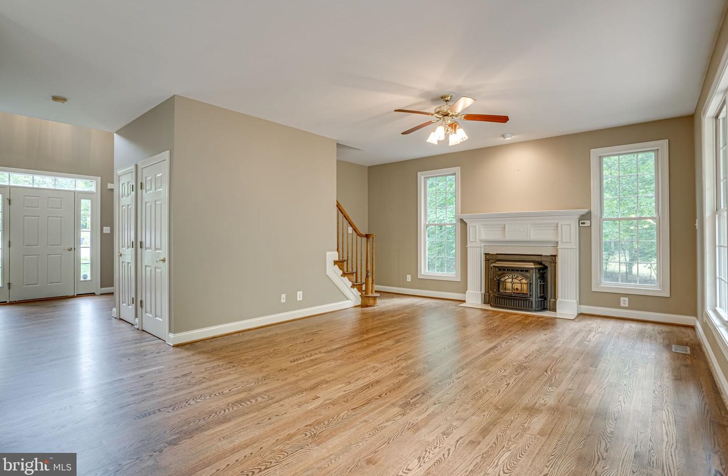 15660 Cloverleaf Ct, Hughesville MD  20637-2545 exterior