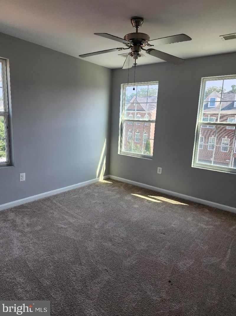 11709 Palm Desert Pl, Waldorf MD  20602-5100 exterior
