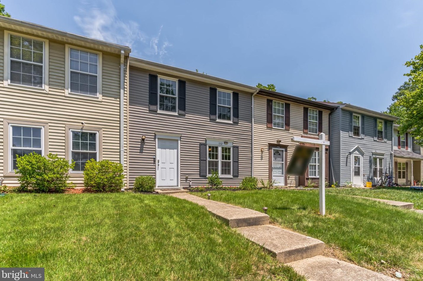 1572 Pin Oak Dr, Waldorf, MD 20601-3587