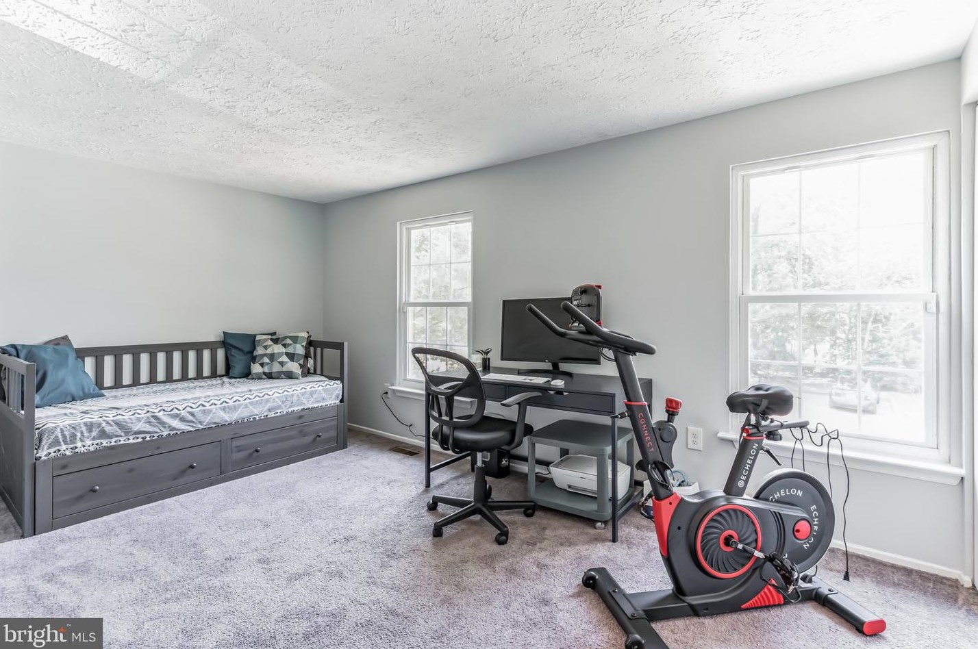 1572 Pin Oak Dr, Waldorf MD  20601-3587 exterior