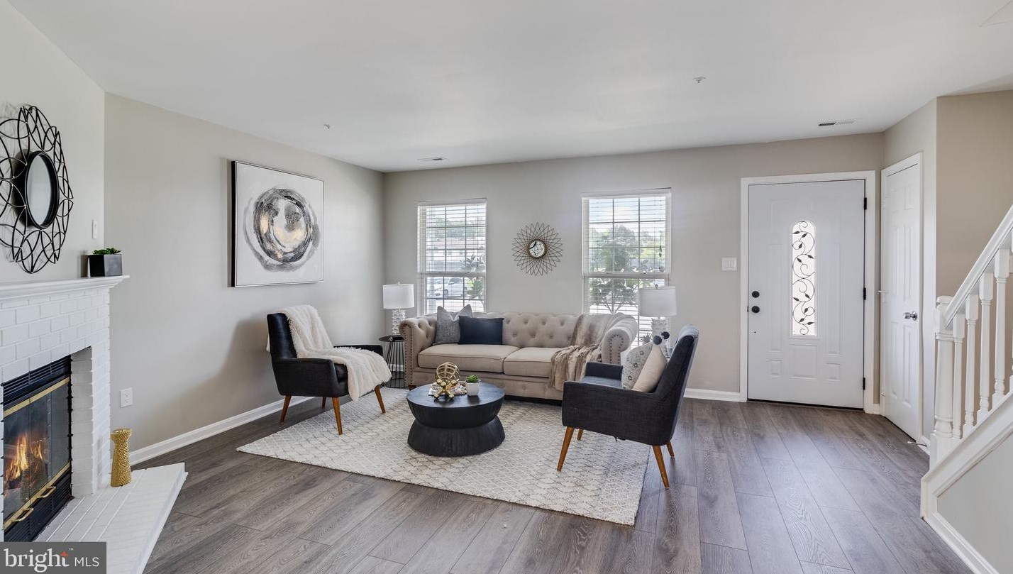 2640 Enterprise Pl, Waldorf, MD 20601-4916