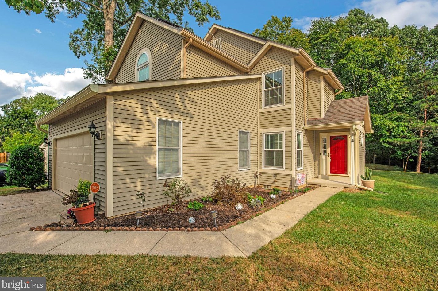 6404 Fisher Ct, Waldorf, MD 20603