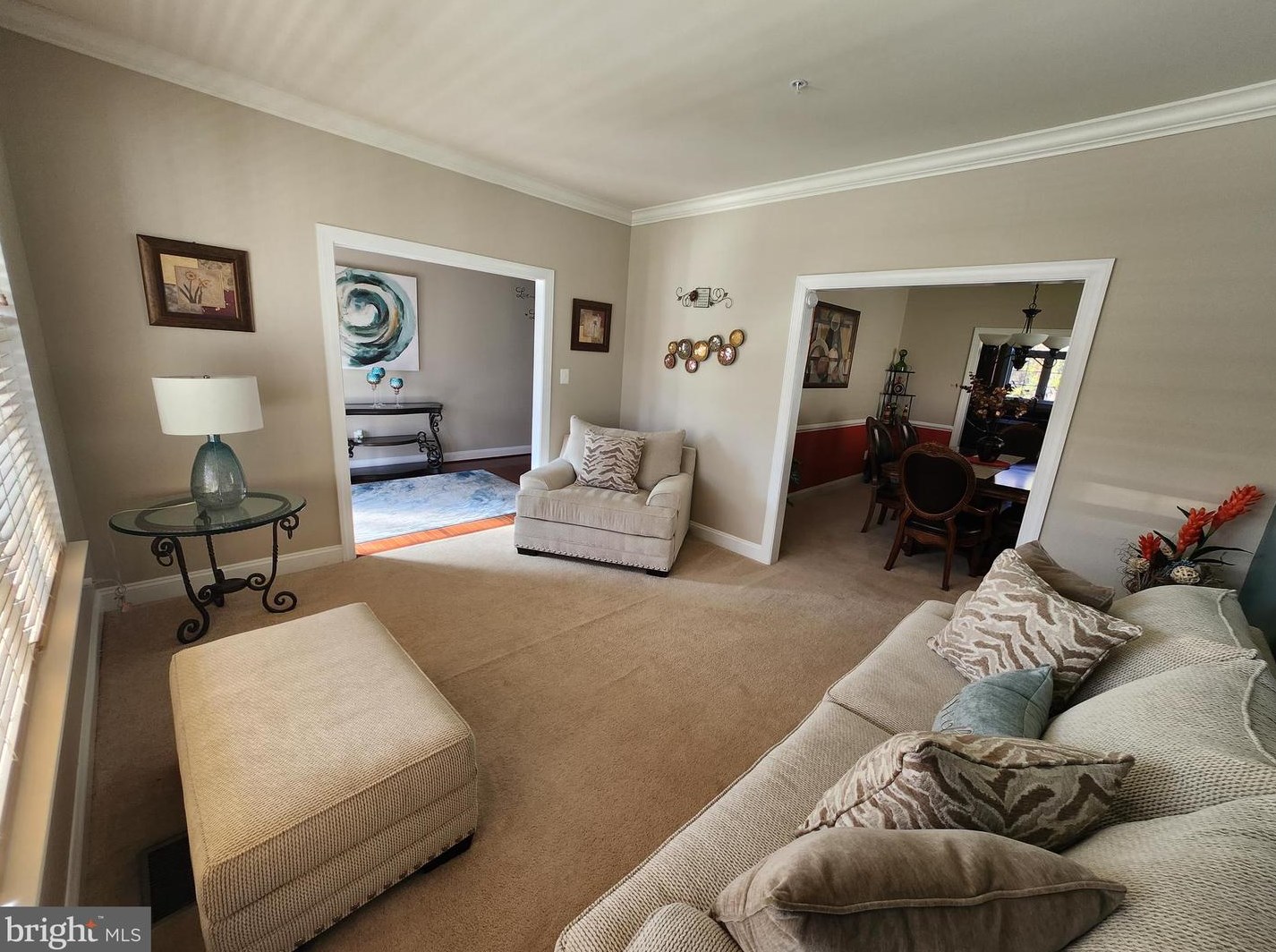 9371 Principal Ln, Waldorf, MD 20603