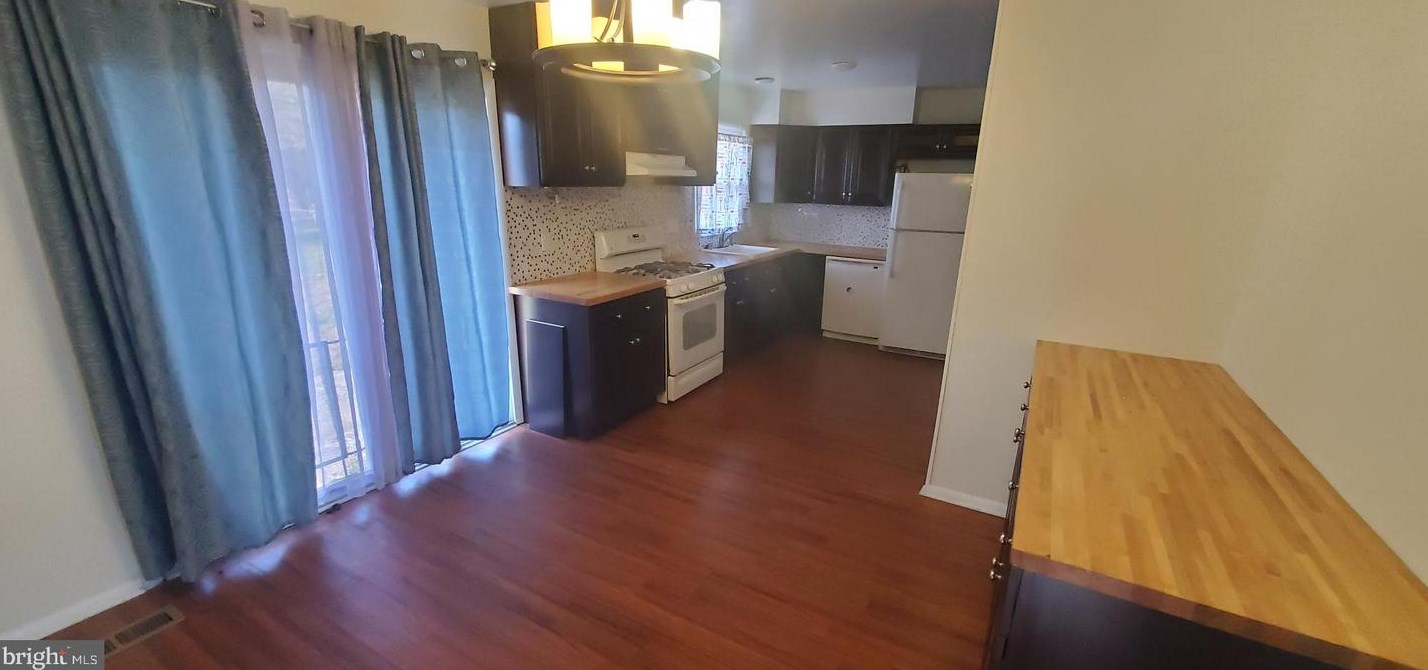 131 Garner Ave, Waldorf MD  20602-2932 exterior