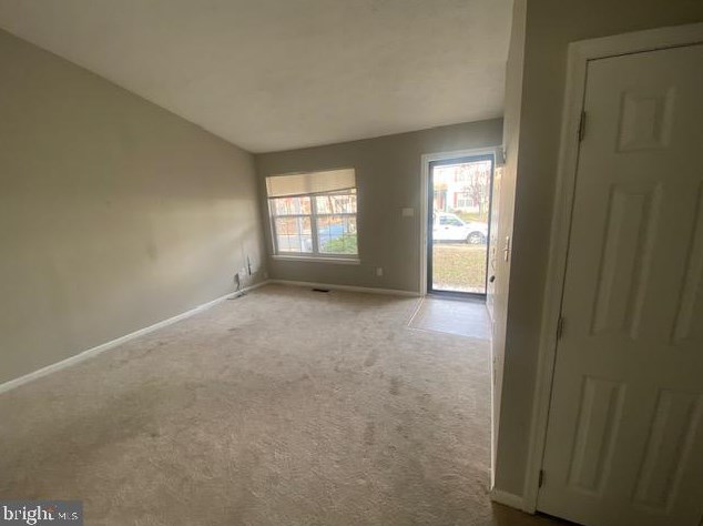 4225 Mockingbird Cir, Waldorf, MD 20603-4633