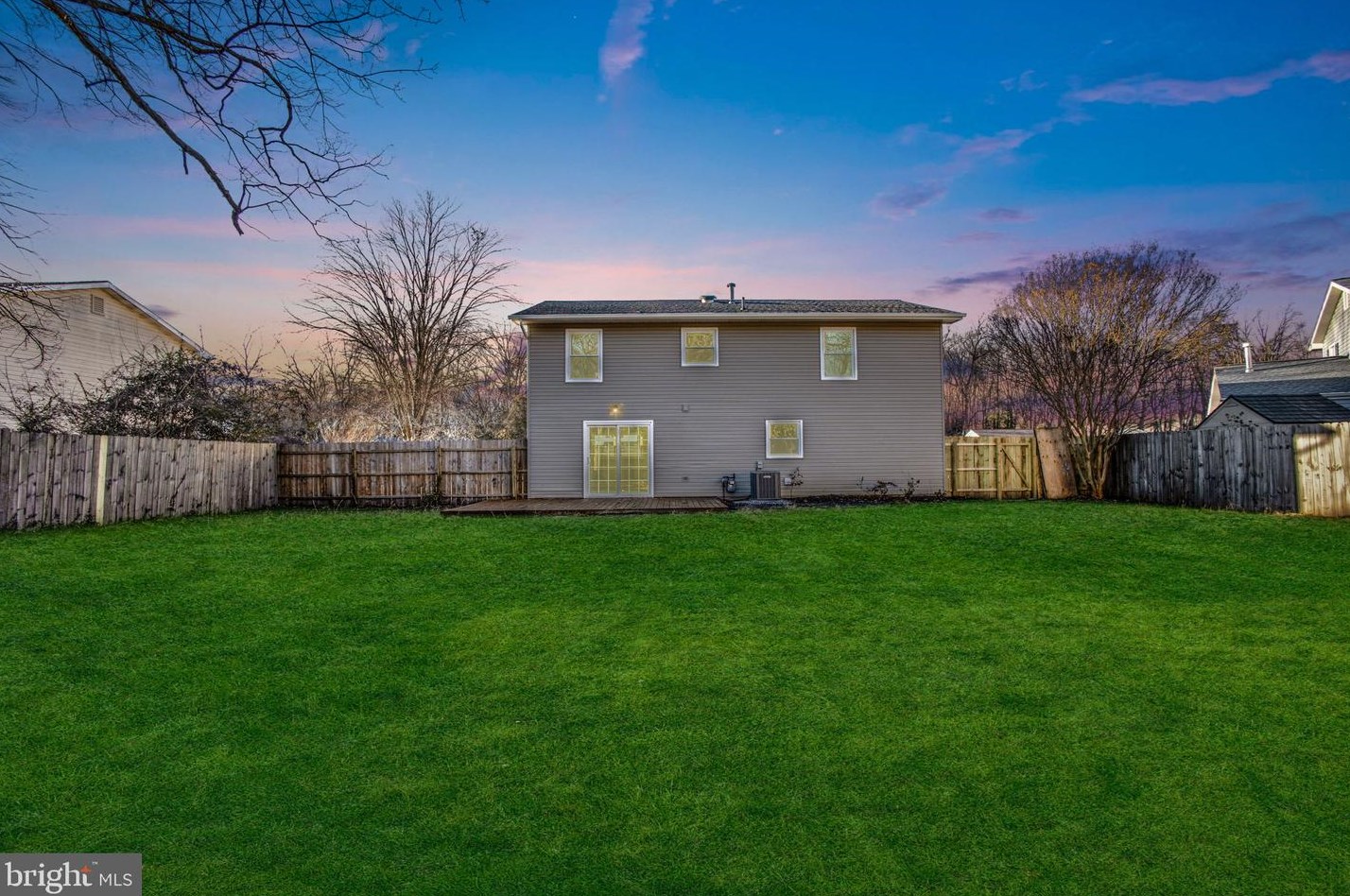 775 University Dr, Waldorf, MD 20602