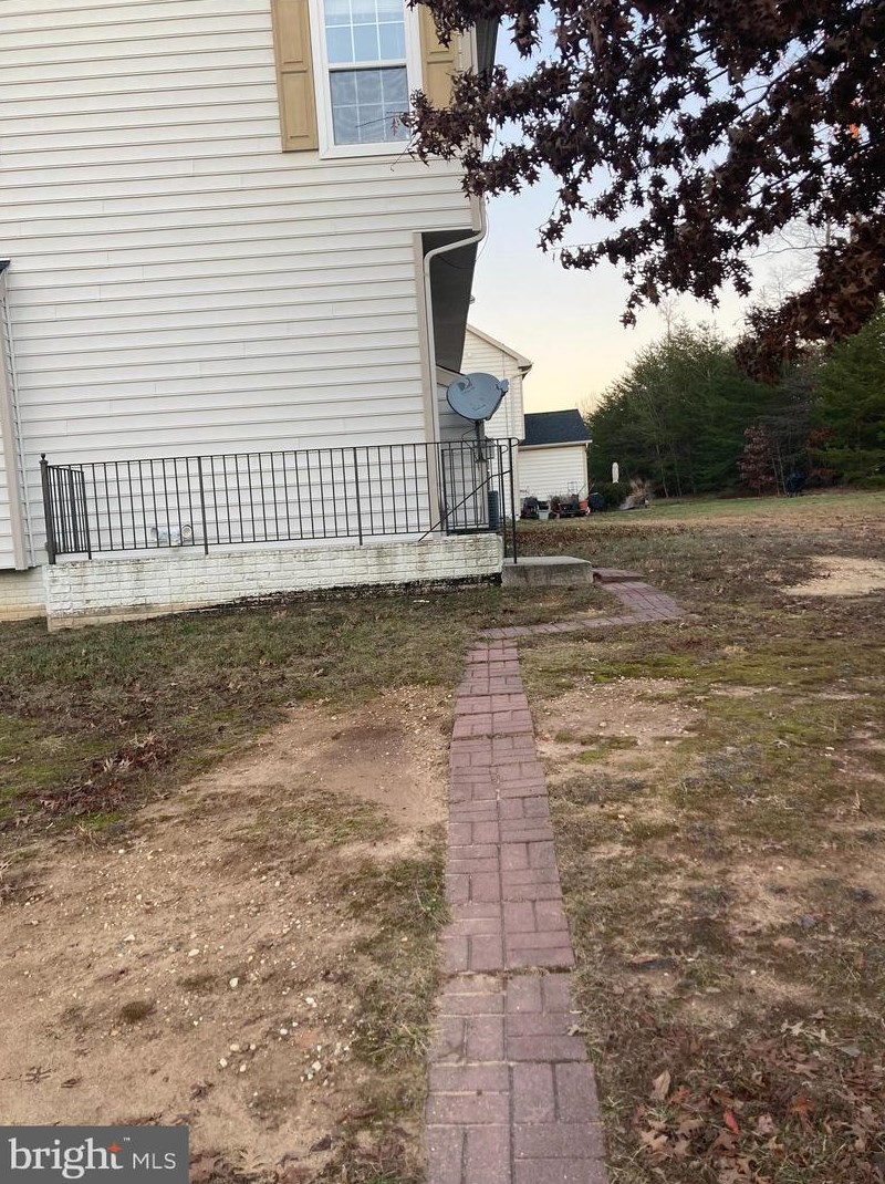 10739 Constitution Dr, Waldorf MD  20603-5756 exterior
