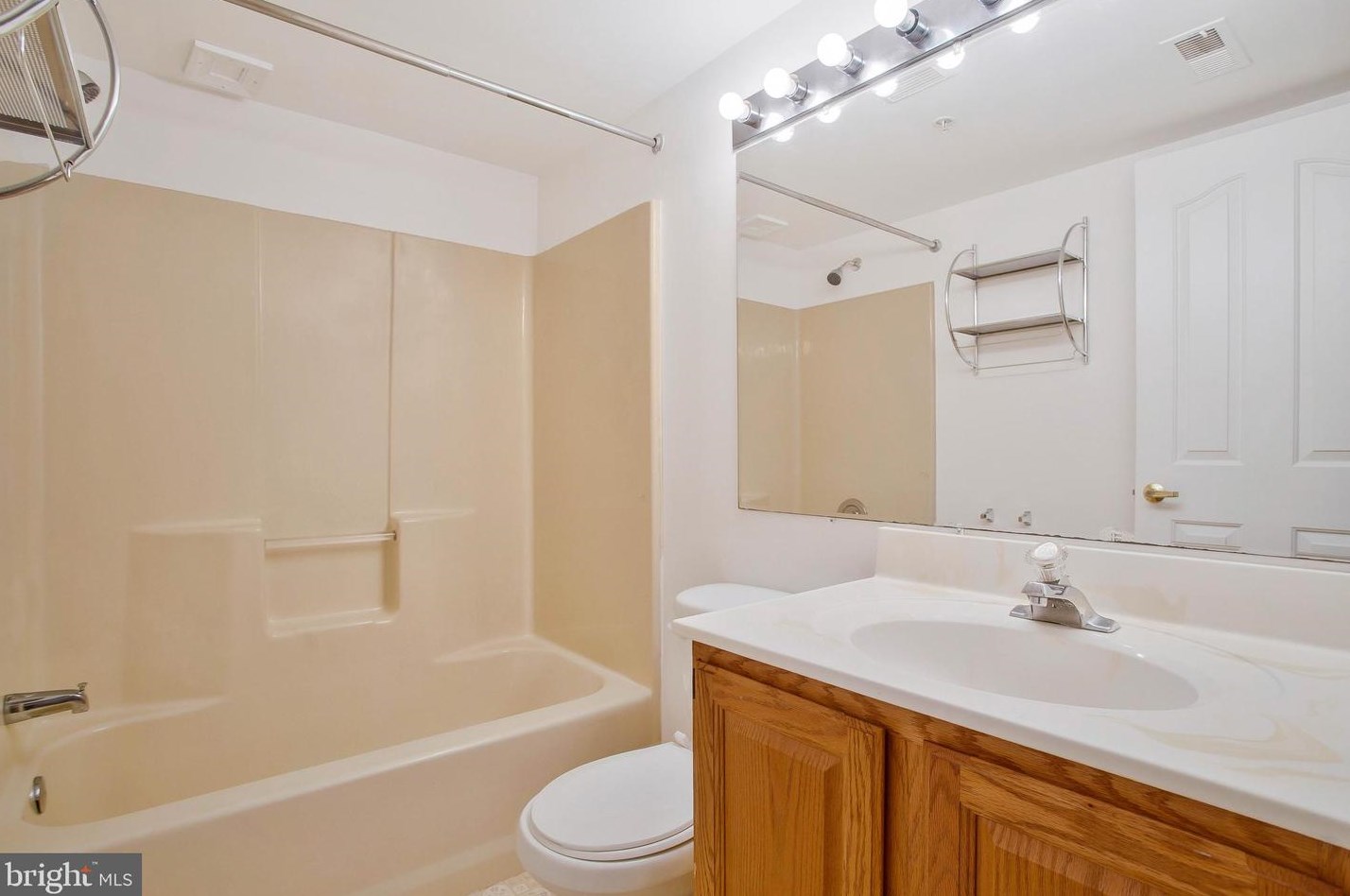 12402 Derek Pl, Waldorf MD  20602-1408 exterior