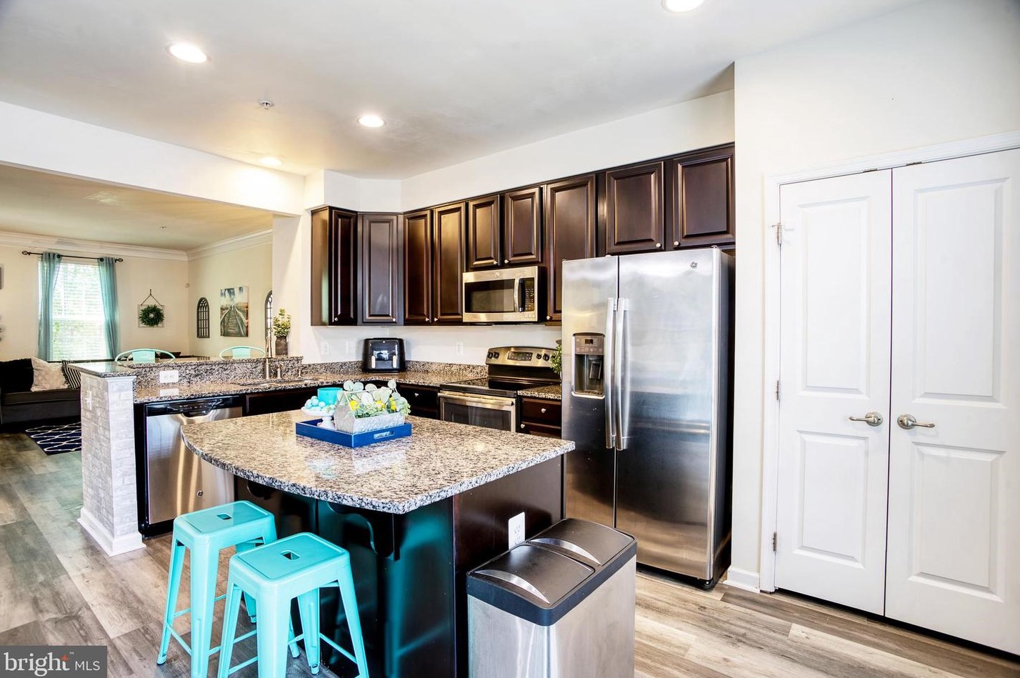 5426 Doubleday Ln, Waldorf MD  20602-3283 exterior