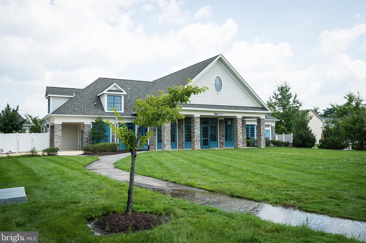 5426 Doubleday Ln, Waldorf MD  20602-3283 exterior