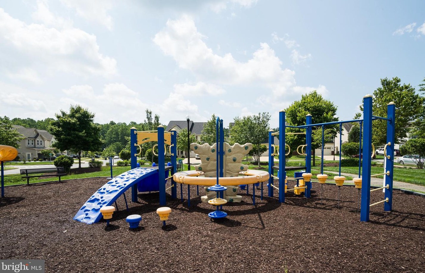 5426 Doubleday Ln, Waldorf MD  20602-3283 exterior