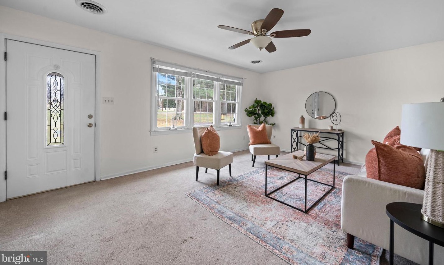 10400 Alice Pl, Waldorf, MD 20603