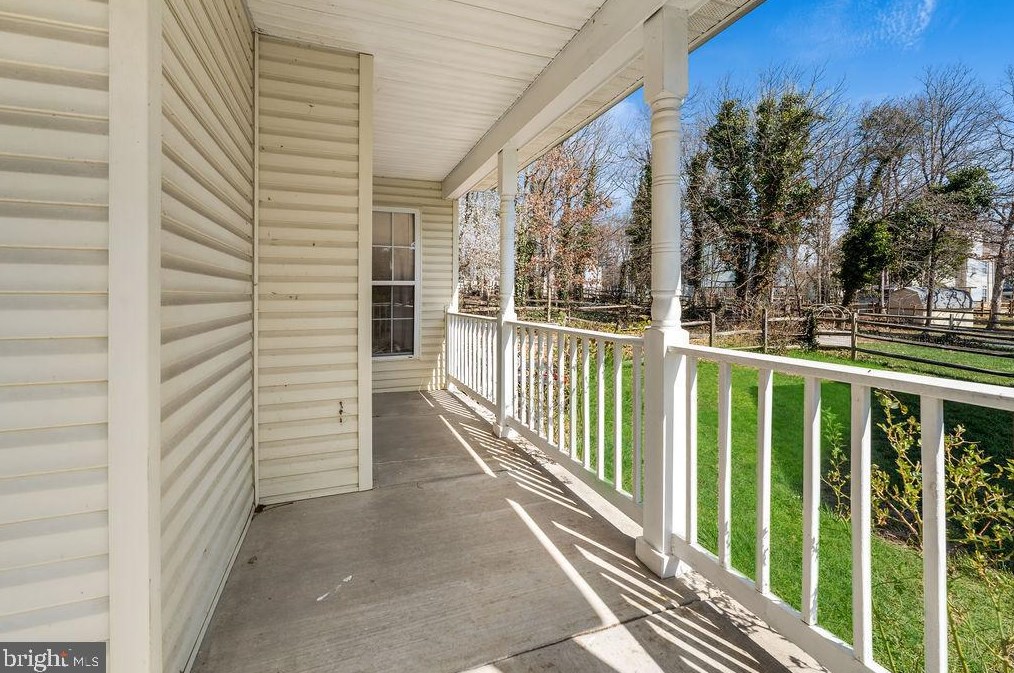 5706 Yellowtail Ct, Waldorf, MD 20603
