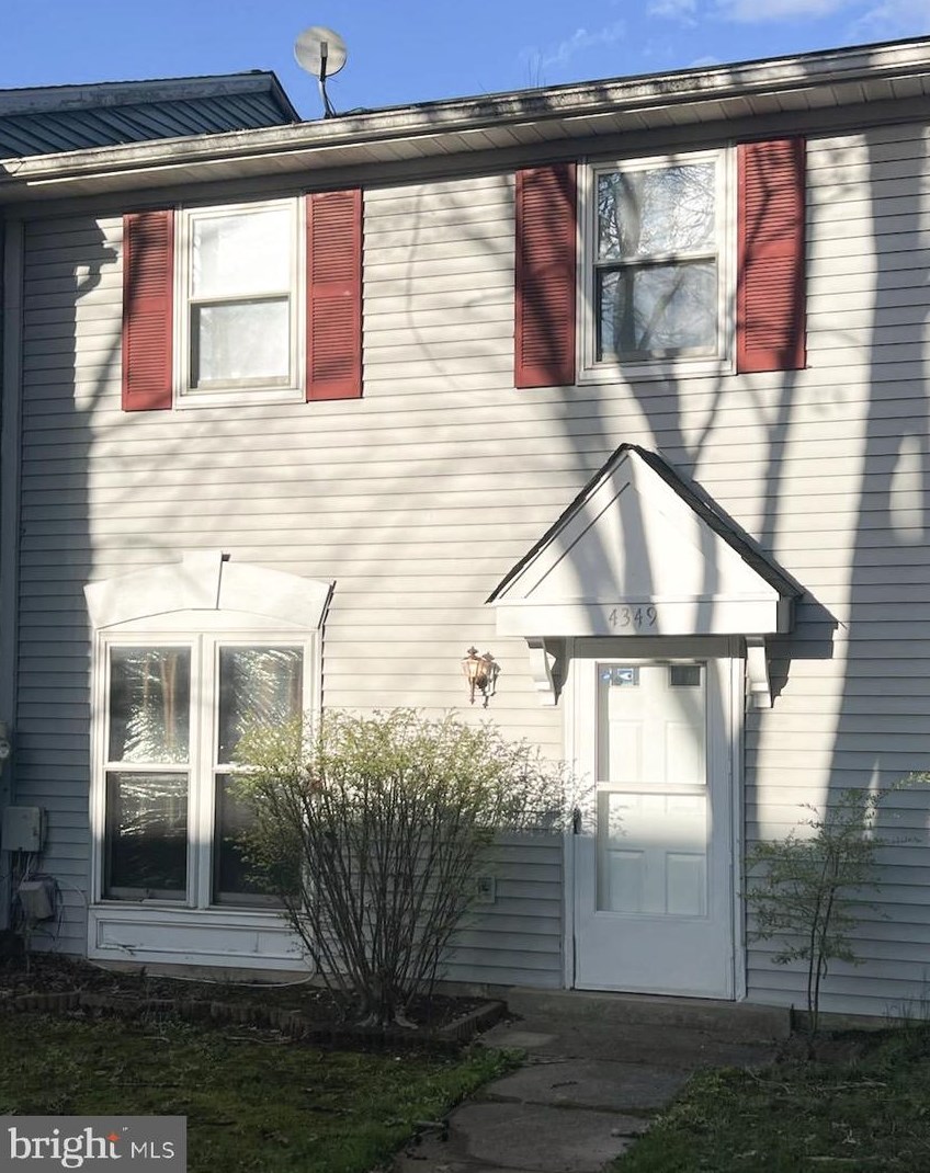 4349 Eagle Ct, Waldorf, MD 20603-4549
