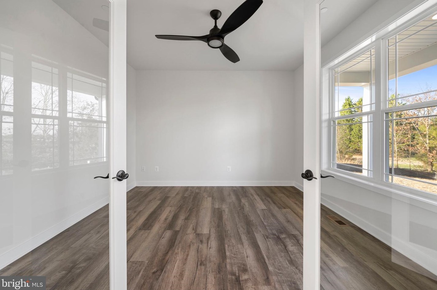 12831 Grosstown Rd, Hughesville MD  20637-2118 exterior