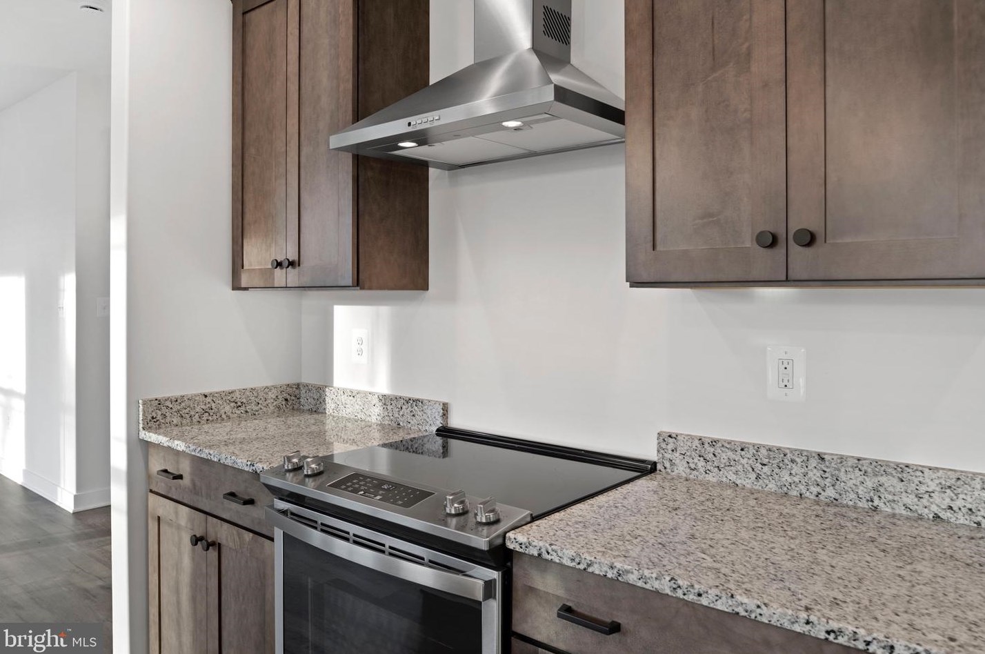 12831 Grosstown Rd, Hughesville MD  20637-2118 exterior