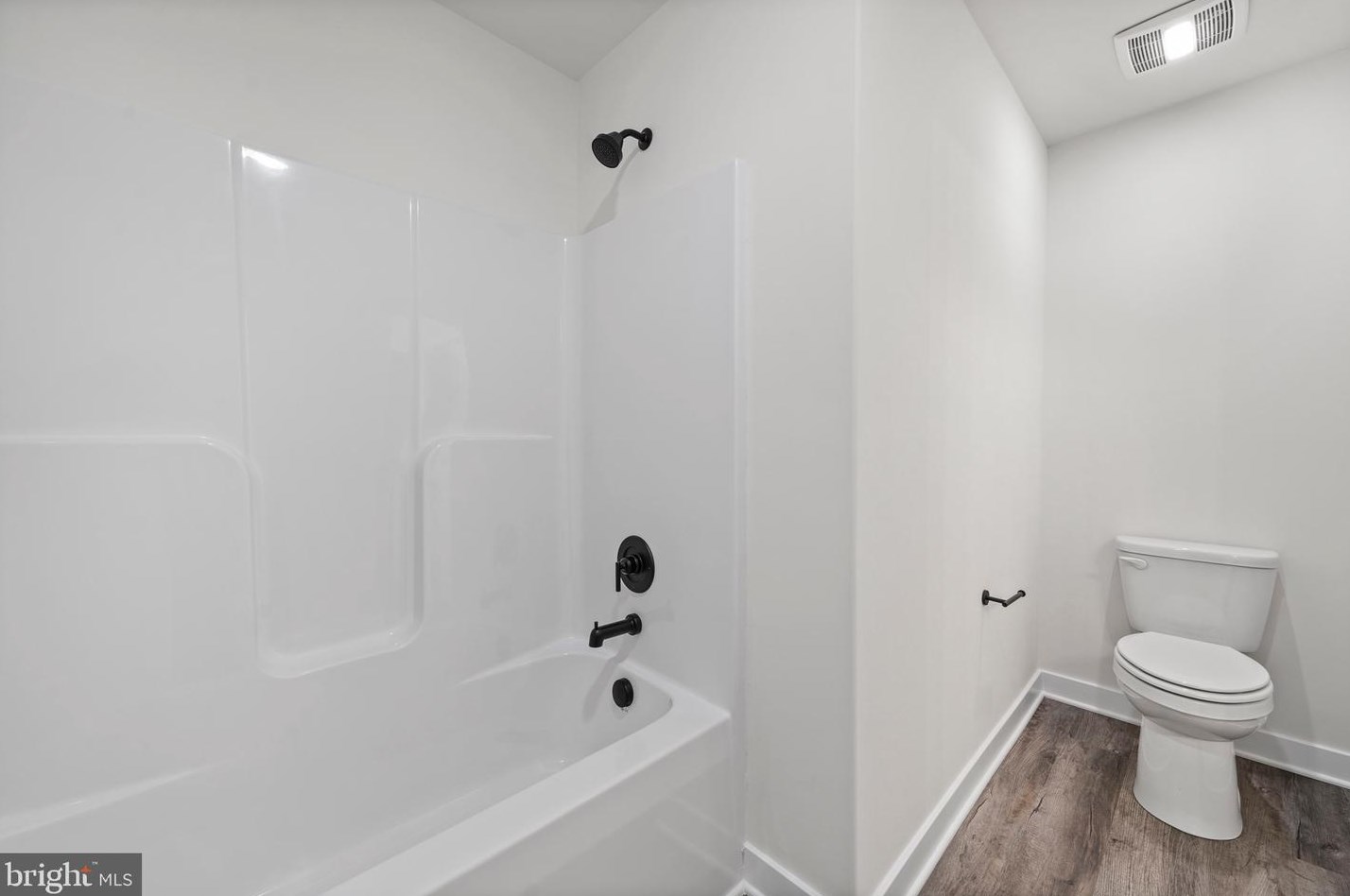 12831 Grosstown Rd, Hughesville MD  20637-2118 exterior