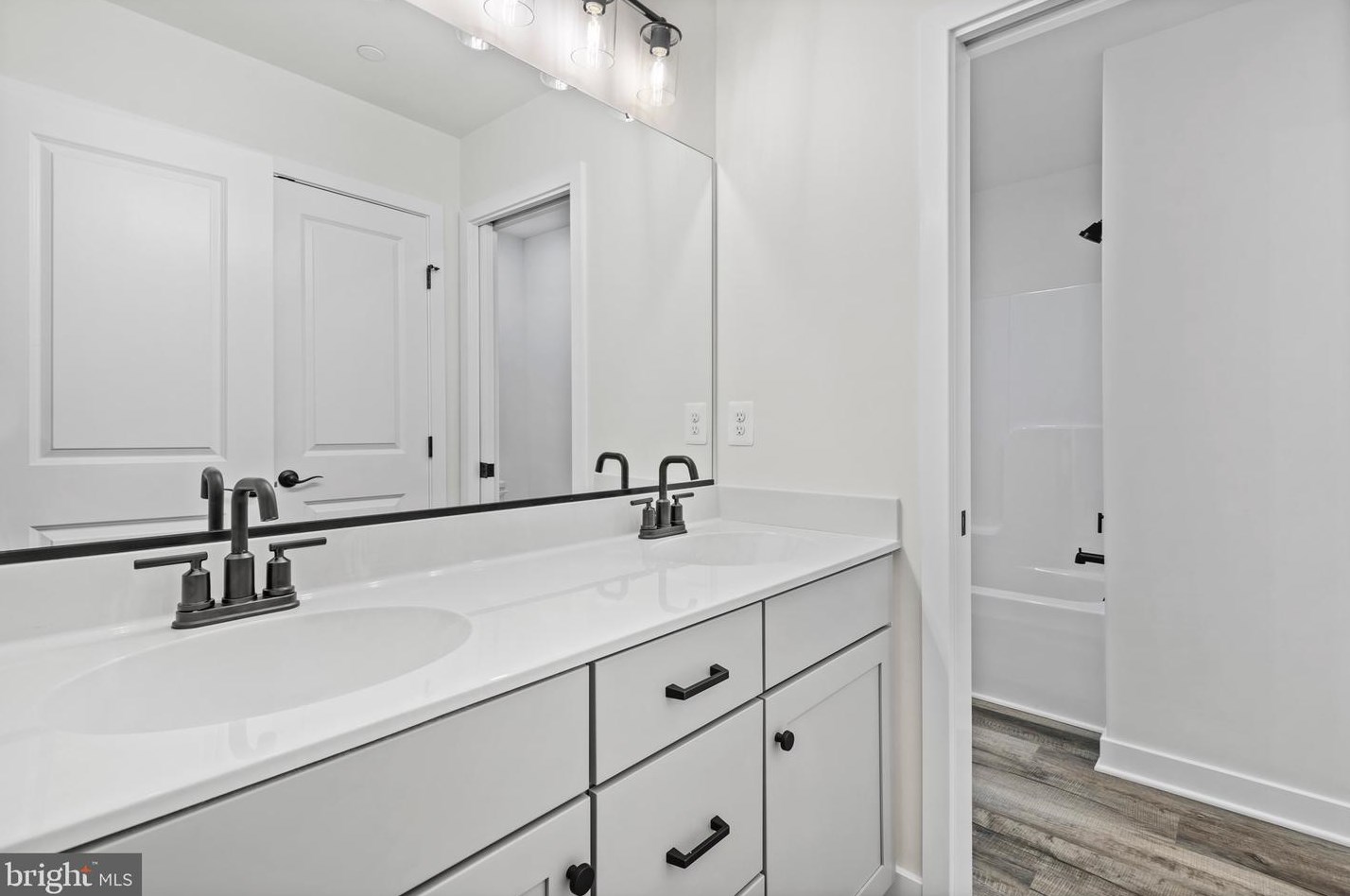 12831 Grosstown Rd, Hughesville MD  20637-2118 exterior