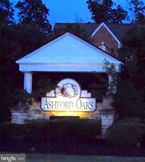 10665 Ashford Cir, Waldorf, MD 20603-3208