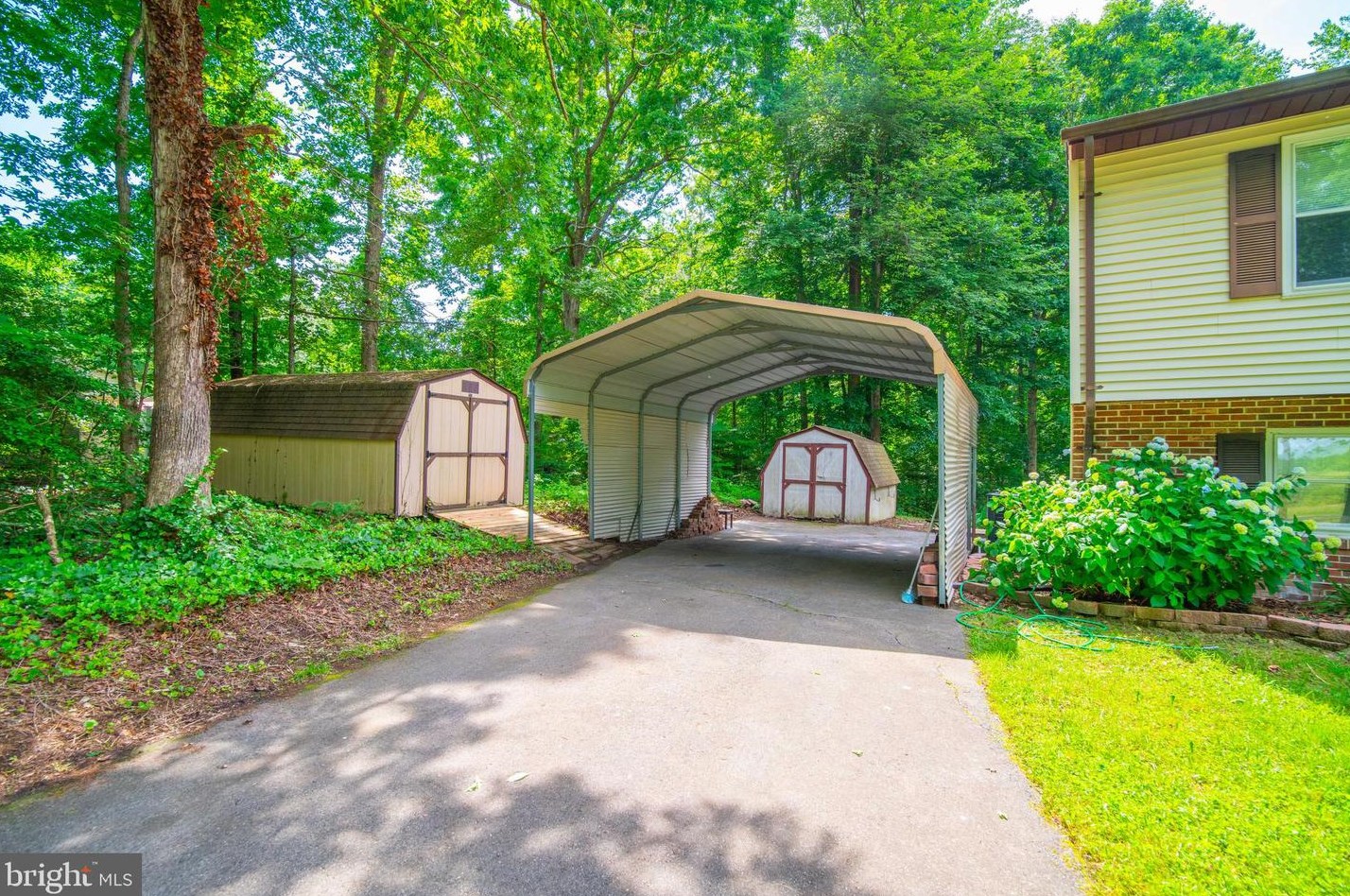9819 Trinity Church Rd, Charlotte Hall, MD 20622