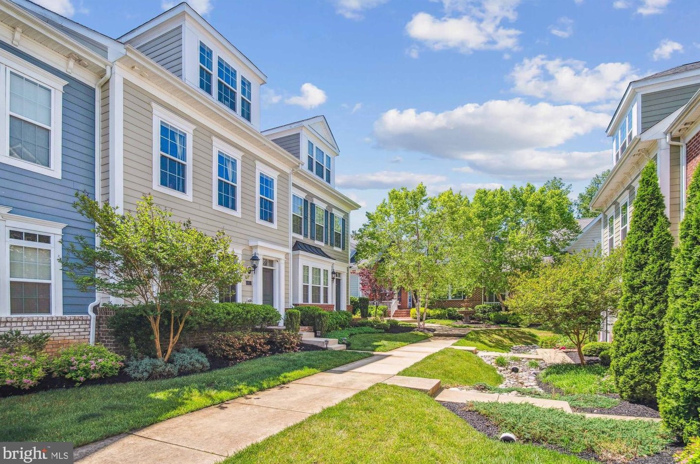 47 Steeplechase Dr, Laplata, MD