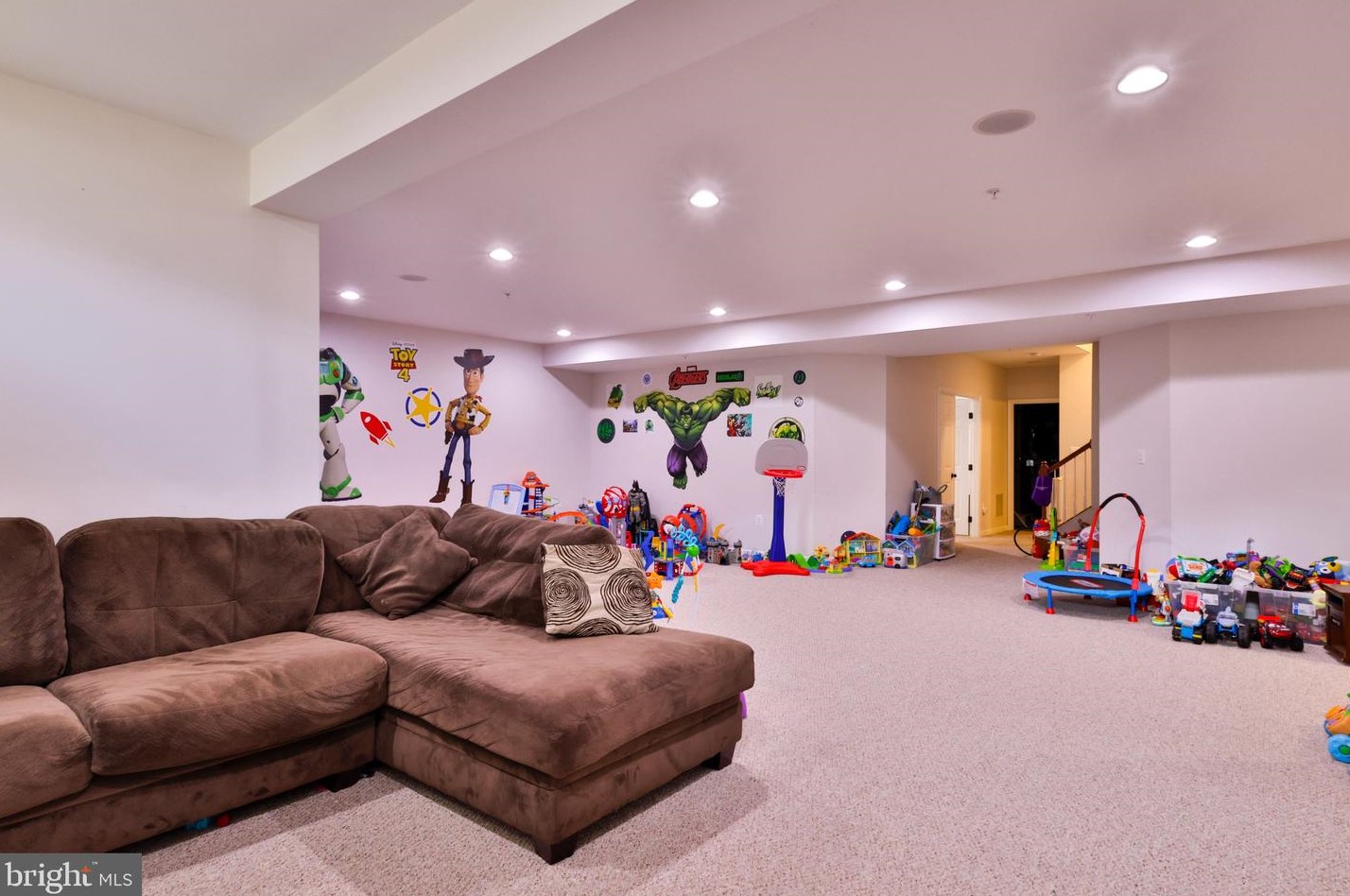 10490 Sugarberry St, Waldorf MD  20603-5715 exterior