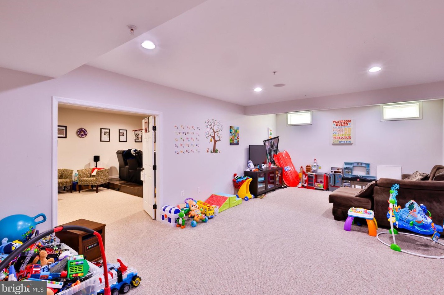 10490 Sugarberry St, Waldorf MD  20603-5715 exterior