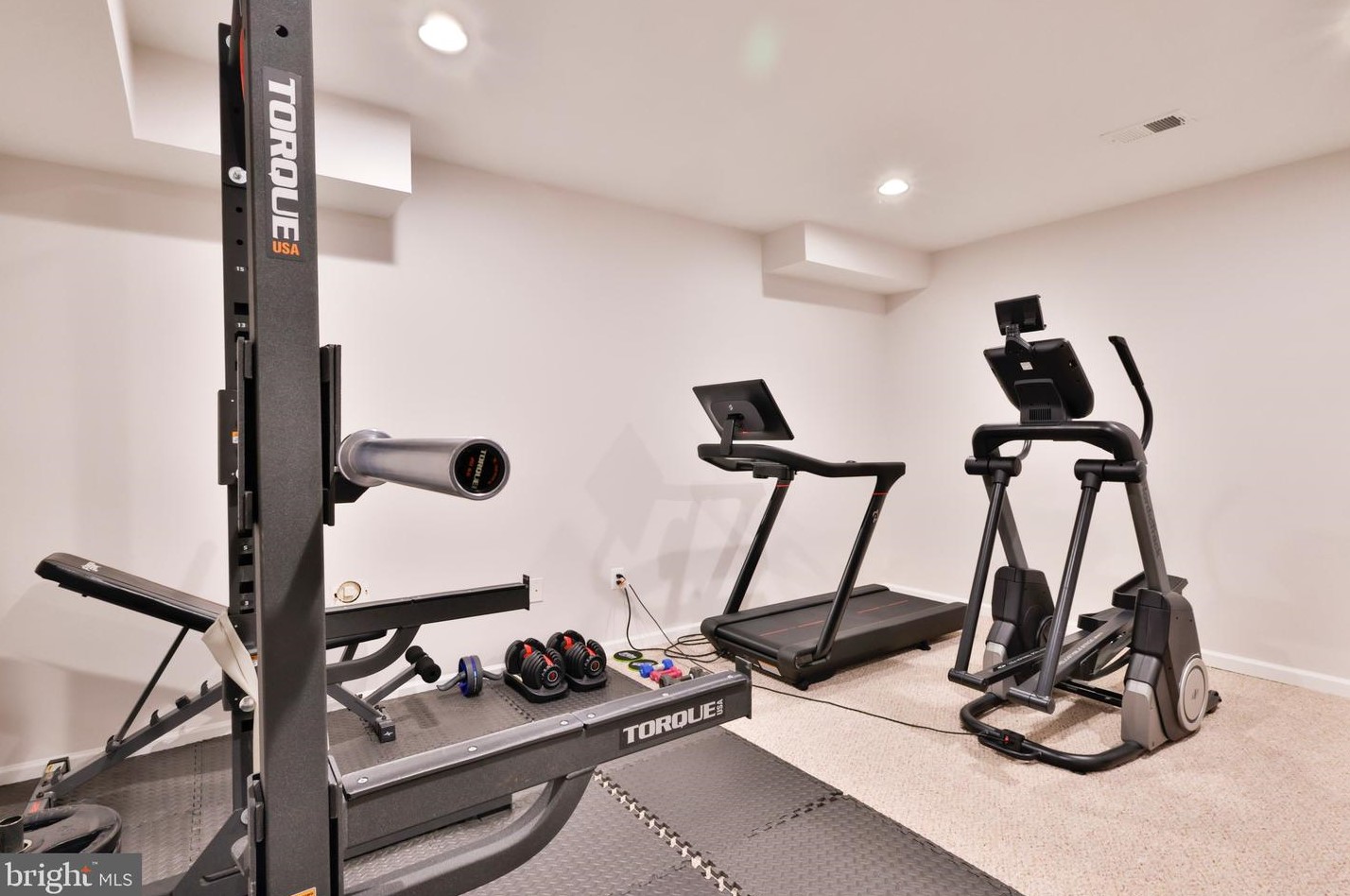 10490 Sugarberry St, Waldorf MD  20603-5715 exterior