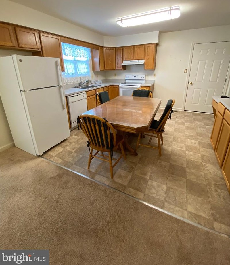 11198 Carroll Dr, Waldorf, MD 20601