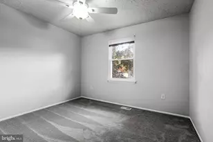 2415 York Ct, Waldorf, MD 20602 - Photo 42