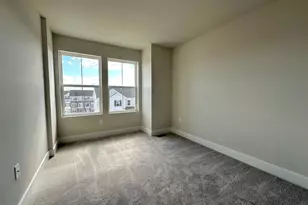 10715 Millport St, White Plains, MD 20695 - Photo 32