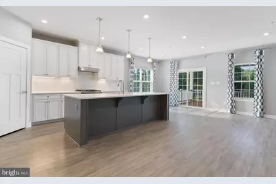 10602 Starfire Ln, Waldorf, MD 20603 - Photo 8