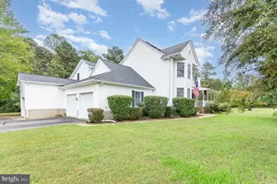 4254 Ridgeway Dr, Brandywine, MD 20613 - Photo 2