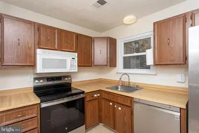 3071 Donegal Court, Waldorf, MD 20602 - Photo 6