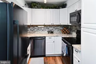 305 Goose Creek Dr, La Plata, MD 20646 - Photo 8