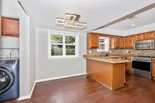 2584 Sussex Ct, Waldorf, MD 20602 - Photo 12