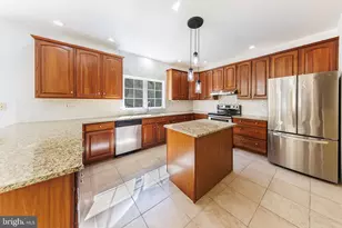 1007 Norfolk Dr, La Plata, MD 20646 - Photo 42