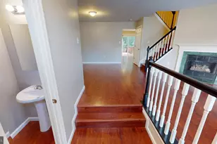 10611 Riva Pl, White Plains, MD 20695 - Photo 4