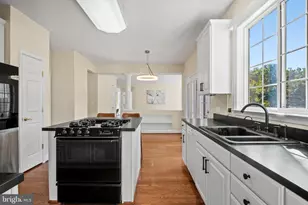 8201 Bishopsgate Ln, White Plains, MD 20695 - Photo 12