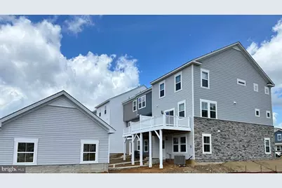 10695 Millport St, White Plains, MD 20695 - Photo 2