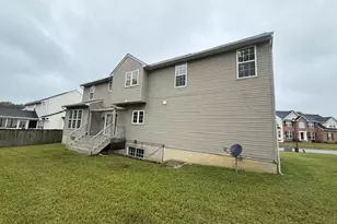 202 Williamsburg Cir, La Plata, MD 20646 - Photo 4