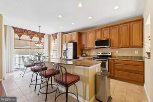 136 Hawthorne Greene Cir, La Plata, MD 20646 - Photo 4