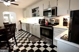 214 Washington Ave, La Plata, MD 20646 - Photo 8