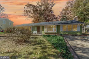 4208 Sandwich Cir, Waldorf, MD 20601 - Photo 2