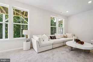 9598 Killenney Pl, Waldorf, MD 20601 - Photo 2