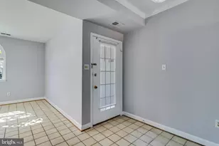 205 Heather Ct, La Plata, MD 20646 - Photo 8