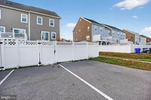 11387 Tolkien Ave, White Plains, MD 20695 - Photo 8