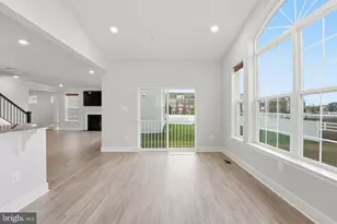 4564 Shakespeare Cir, White Plains, MD 20695 - Photo 10