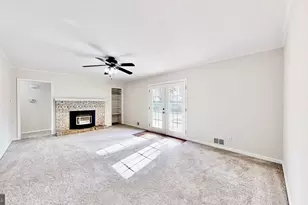 10155 Dogwood Dr, White Plains, MD 20695 - Photo 12