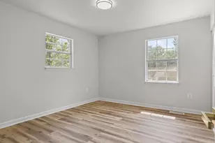 749 University Dr, Waldorf, MD 20602 - Photo 30